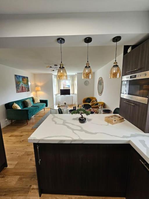 Comfortable Two Bedroom Flat Brighton Exterior photo